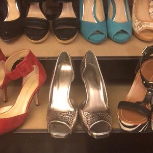 Sexy snake pattern pumps